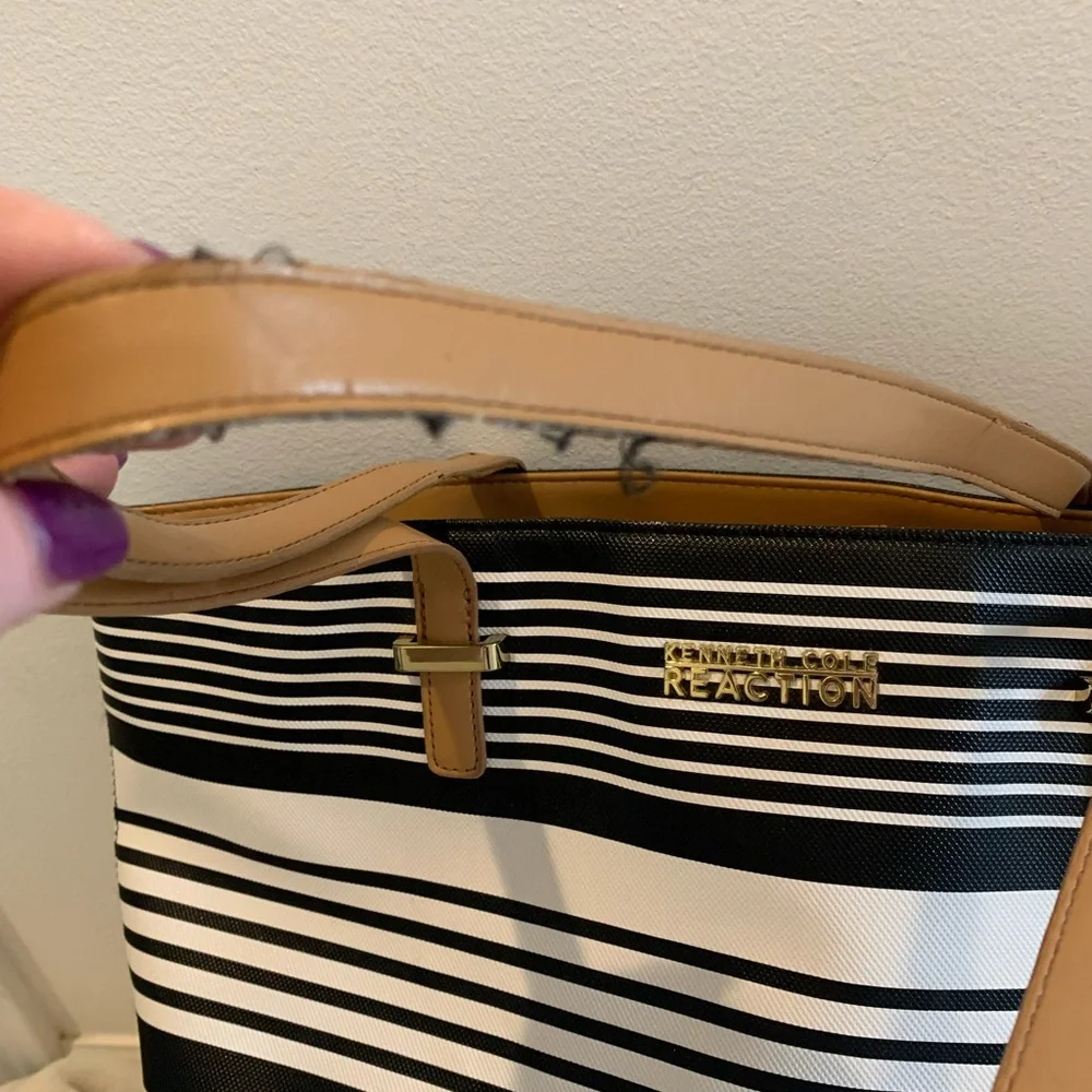 Kenneth Cole Reaction Shoulder Tote Bag Black White Stripes Button Casual Purse